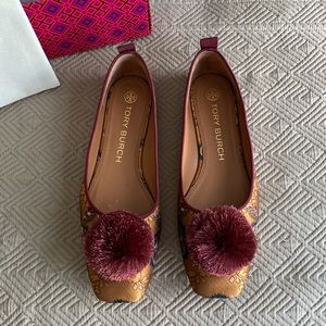 Tory Burch Pom Pom ballet flat size 11 orange